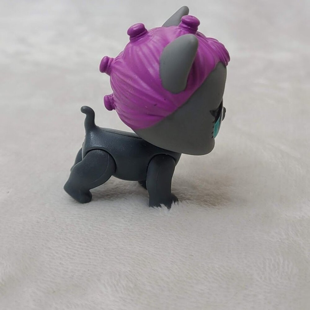 LOL Surprise Pets Series 3 Roller Kit 10 Kitty MGA 2018 Figure Gray Pink Hair - Picture 2 of 9